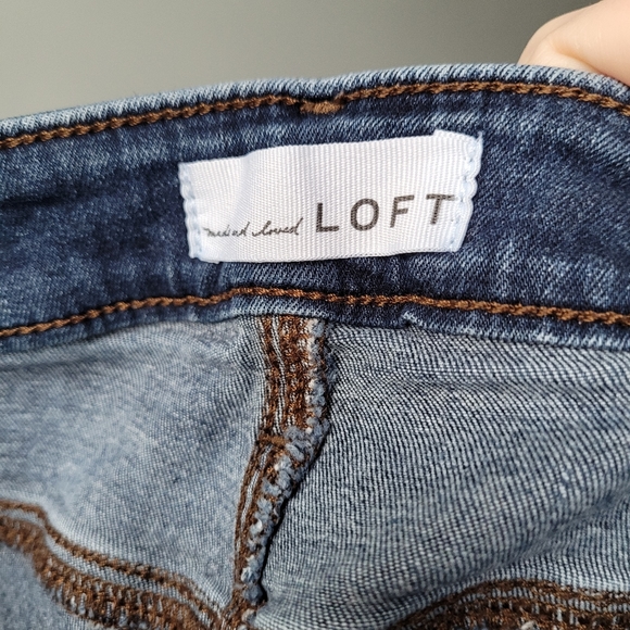 LOFT Skinny Crop Dark Wash Jeans Women's Size 27/4 - Picture 9 of 13